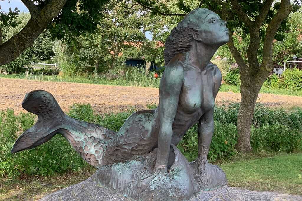 Statue vom Minsener Seewief, Nixe im Wangerland