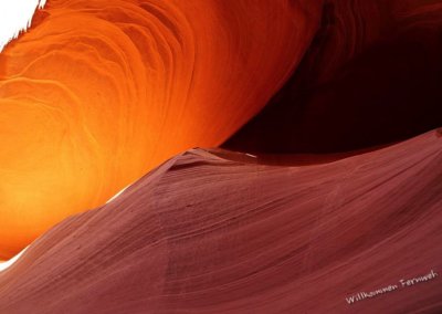 Erstaunliche Lichtreflexionen im Lower Antelope Canyon, USA