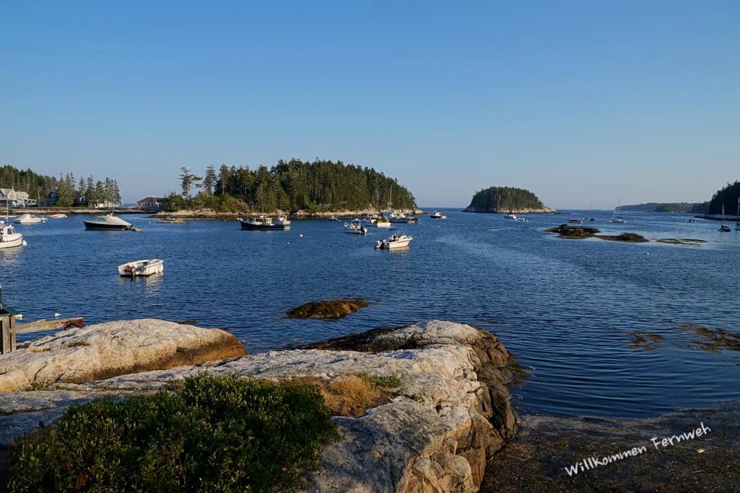 Unsere Aussicht während des Essens bei Five Islands Lobster, Maine, USA