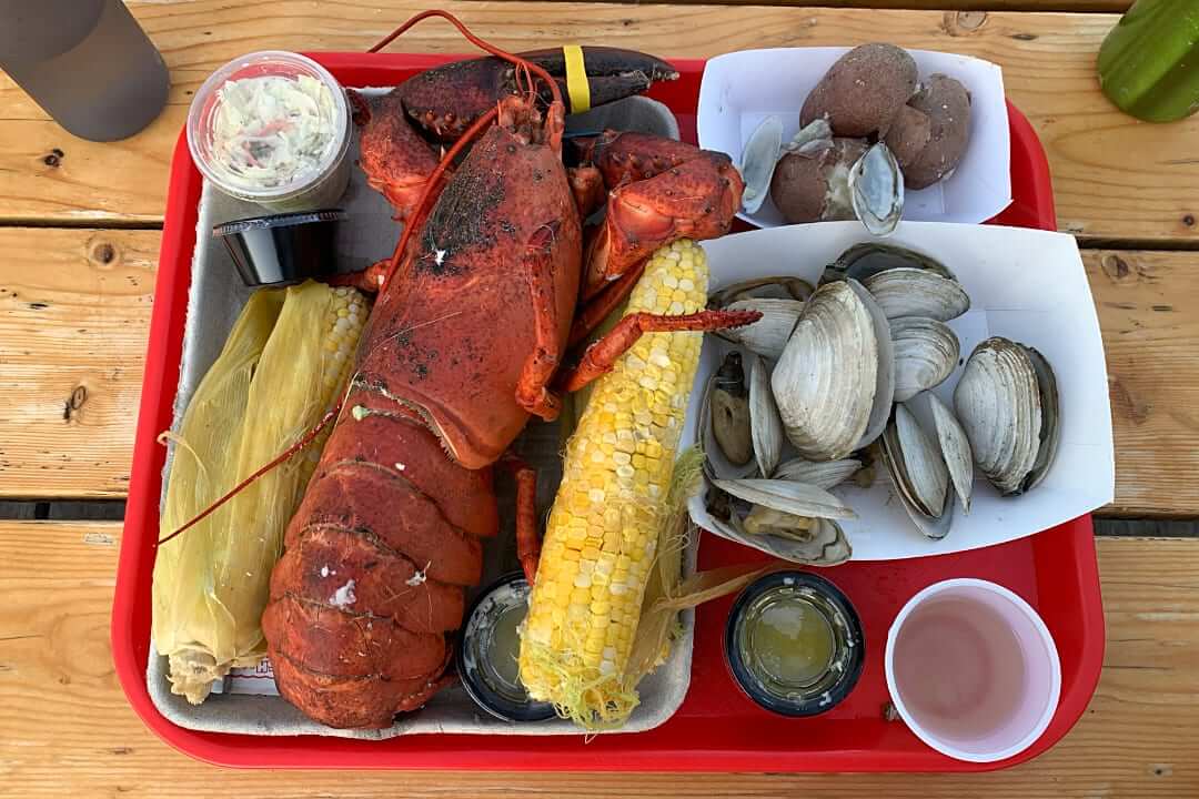Unser Hummer-Essen bei Five Islands Lobster, Maine, USA