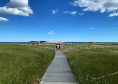 Zugang zum Strand des Popham Beach State Park, Maine, USA