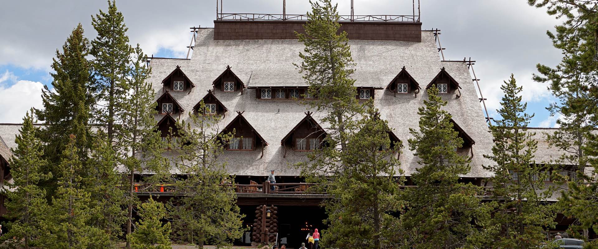 Old Faithful Inn, Lake Yellowstone Hotel und Roosevelt Lodge – Dining im Yellowstone